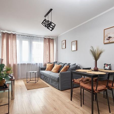 Kuznicza Apartment - 300M Main Square ~ Self Check-In 24H Wroclaw Bagian luar foto