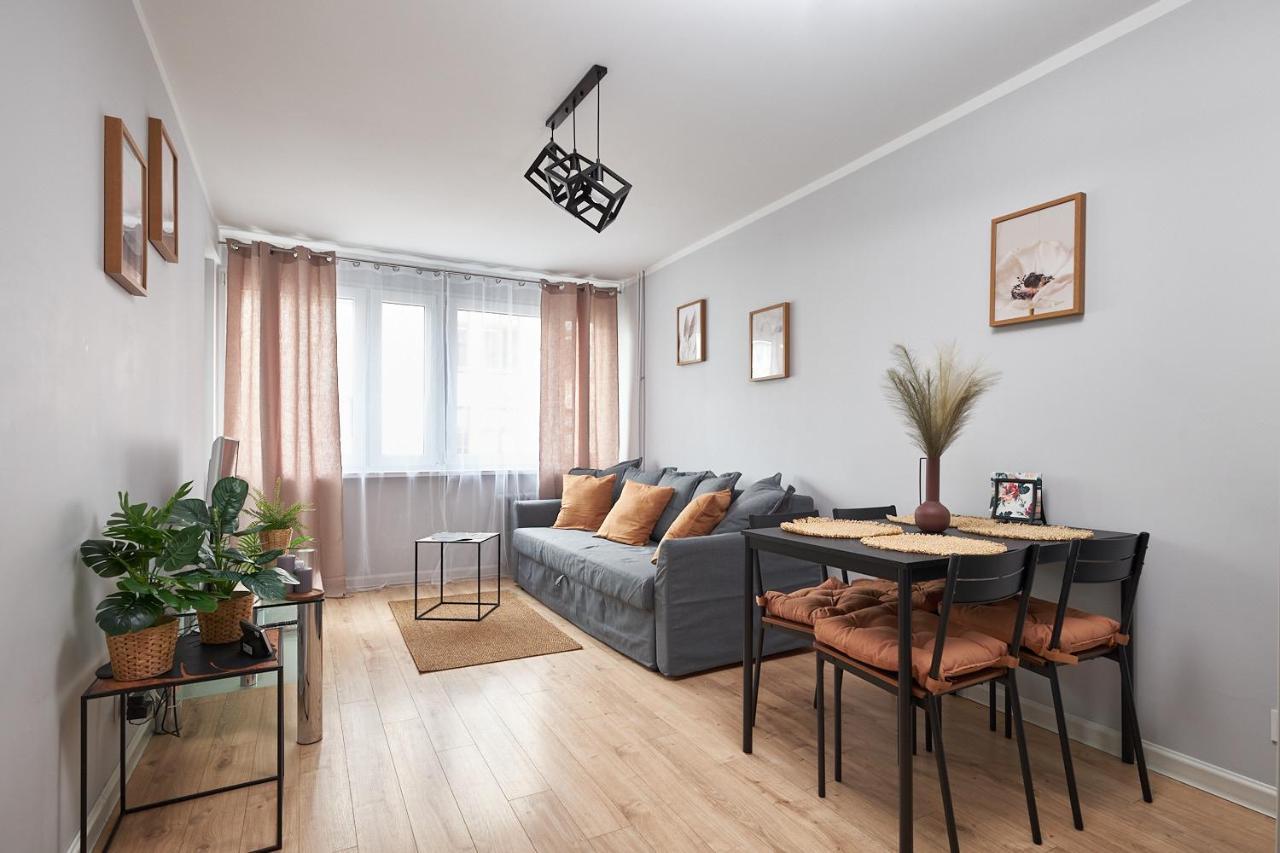 Kuznicza Apartment - 300M Main Square ~ Self Check-In 24H Wroclaw Bagian luar foto
